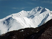 16 Zoom sul Menna innevato